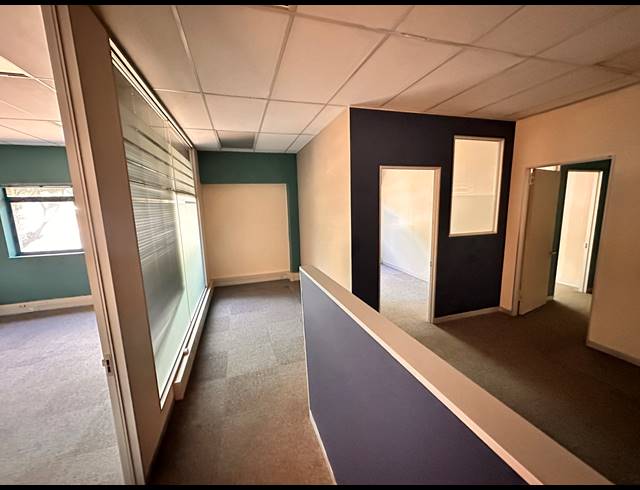 388M² OFFICE TO LET IN PARKTOWN